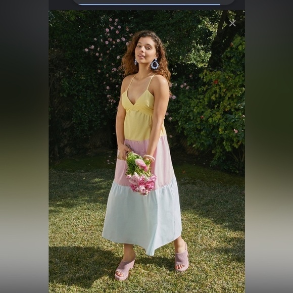 JUSTFAB Color Block Maxi Dress - Picture 4 of 10